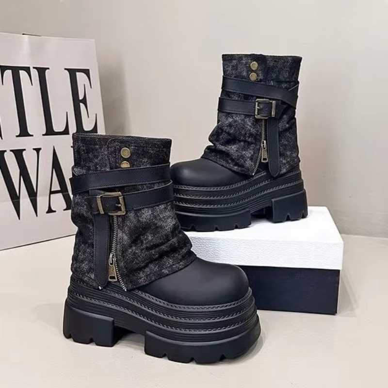 Stivali Corti Donna con Tacco  - Sneaker Zone recensione e prezzo