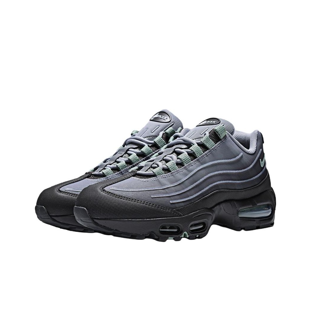 Nike Air Max 95 Scarpe da Cors - Sneaker Zone recensione e prezzo